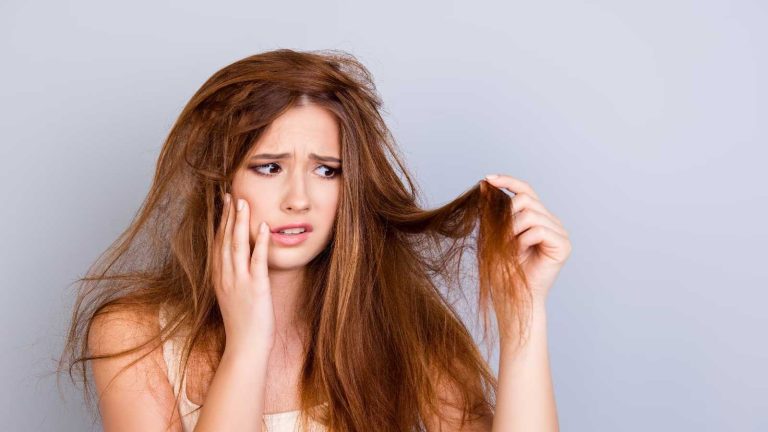 10 Tips Rambut Bebas Kering dan Selalu Lembut