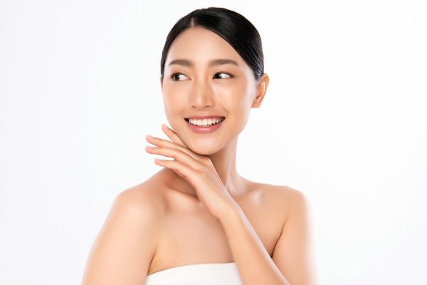 10 Tips Ampuh Merawat Kulit Wajah agar Tetap Sehat dan Bersinar
