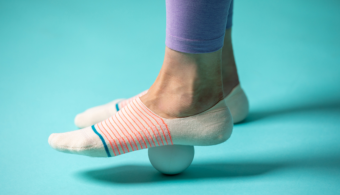 10 Cara Menjaga Kesehatan Kaki Agar Tetap Kuat dan Aktif
