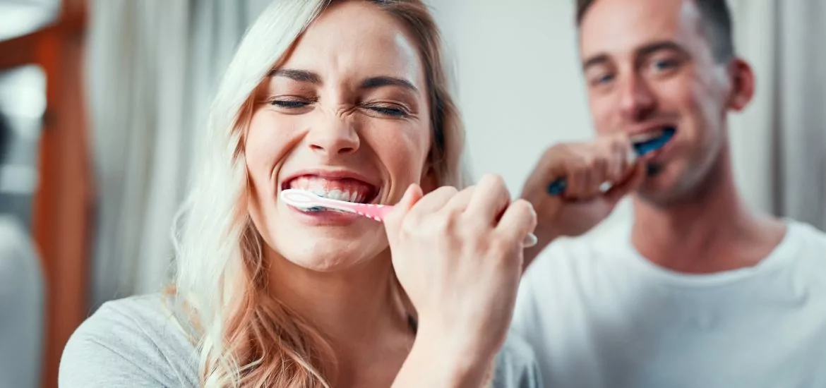 10 Cara Sederhana Menjaga Kesehatan Gigi Setiap Hari