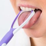 7 Cara Merawat Lidah Agar Tetap Bersih dan Sehat