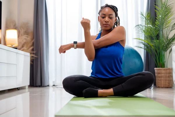 10 Cara Sederhana Menjaga Kesehatan Bahu Setiap Hari 10 Cara Sederhana Menjaga Kesehatan Bahu Setiap Hari