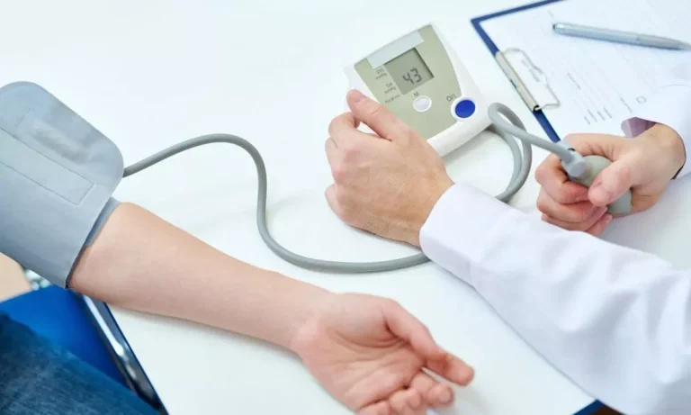 10 Cara Menjaga Kesehatan Pembuluh Darah Sejak Dini