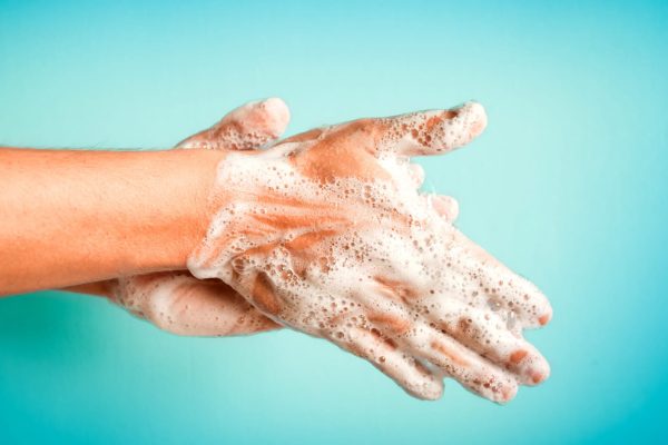 10 Cara Menjaga Tangan Tetap Lembut Meski Sering Cuci Tangan