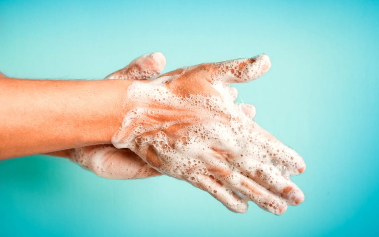 10 Cara Menjaga Tangan Tetap Lembut Meski Sering Cuci Tangan