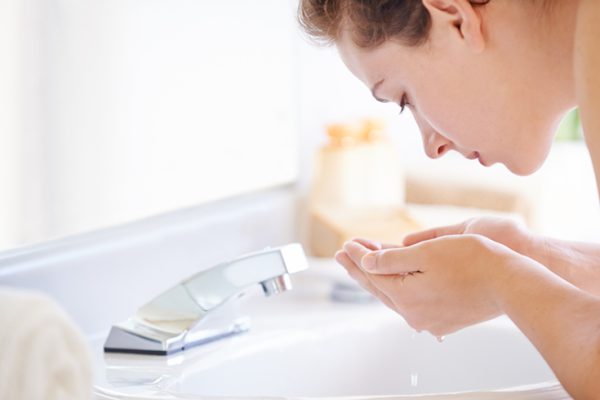 5 Cara Sederhana Menjaga Kebersihan Dagu Setiap Hari